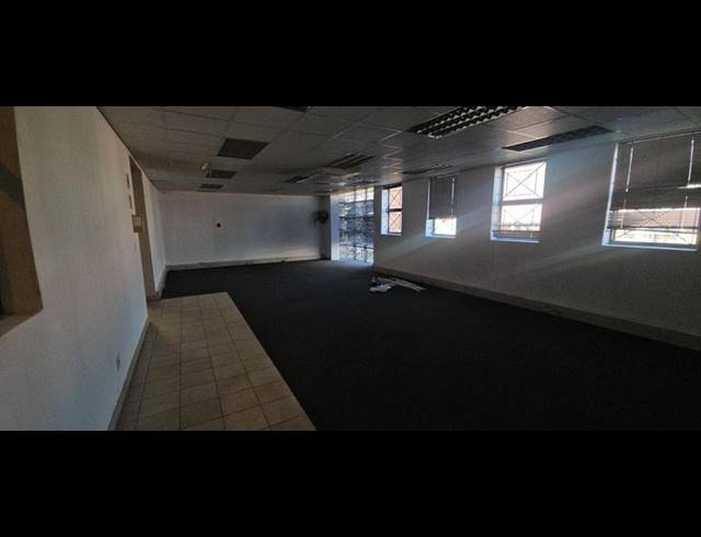 INDUSTRIAL PROPERTY TO RENT IN LINBRO PARK